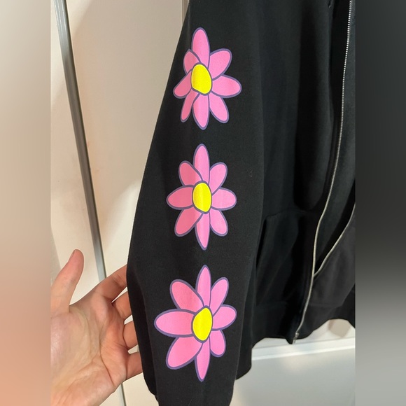 NWT Forever 21 Happy Face Graphic Zip-Up Hoodie Size Medium - Picture 5 of 14